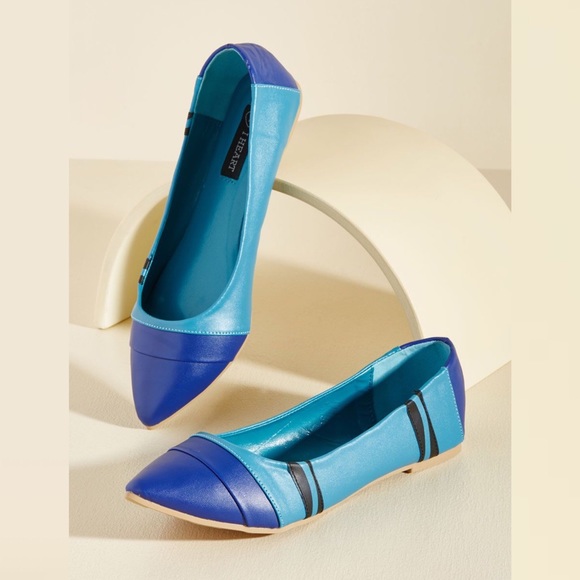 Iron Fist Blue Crayola flat - Picture 3 of 5